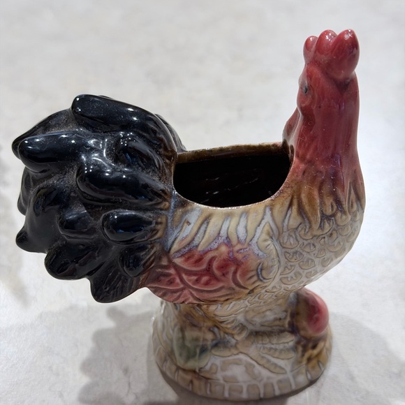 Rustic Rooster and Hen Figurines - Picture 6 of 8